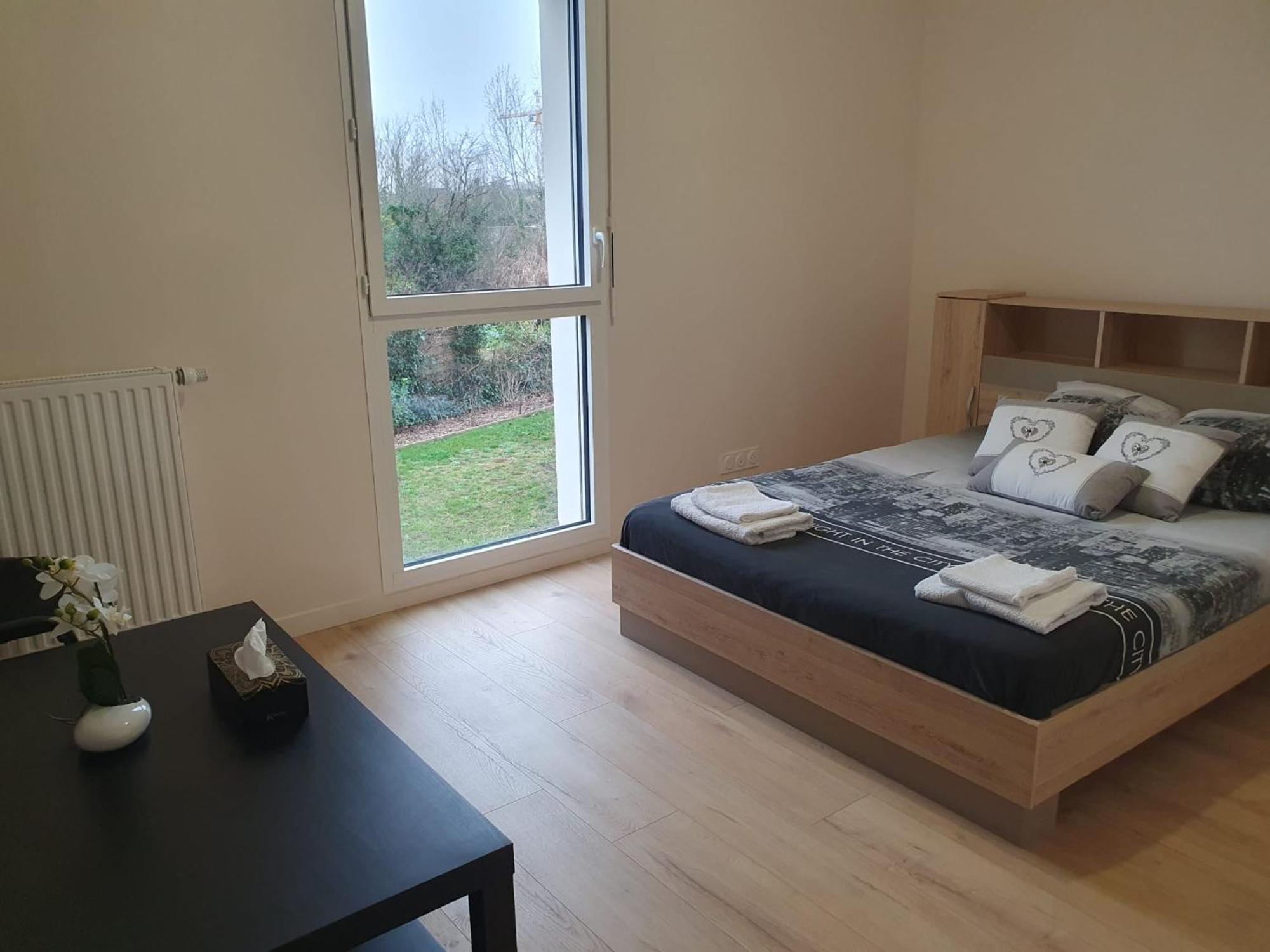 Appartement A Floirac Avec 2 Chambres, Un Parking Prive, Une Terrasse, A 5 Minutes En Voiture De L'Arkea Arena De Bordeaux מראה חיצוני תמונה